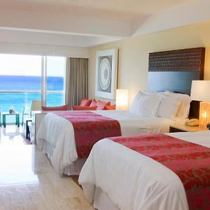 U Club Ocean Front Junior Suite 2 Double